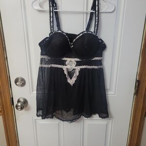 Elegant Black Lace Chemise